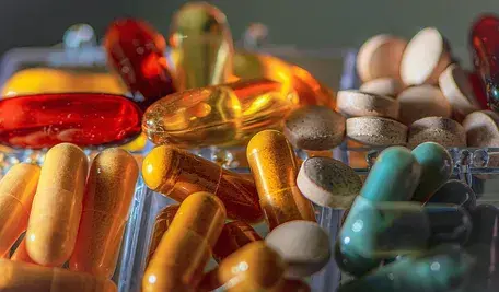 vitamins-7661774_1280.webp