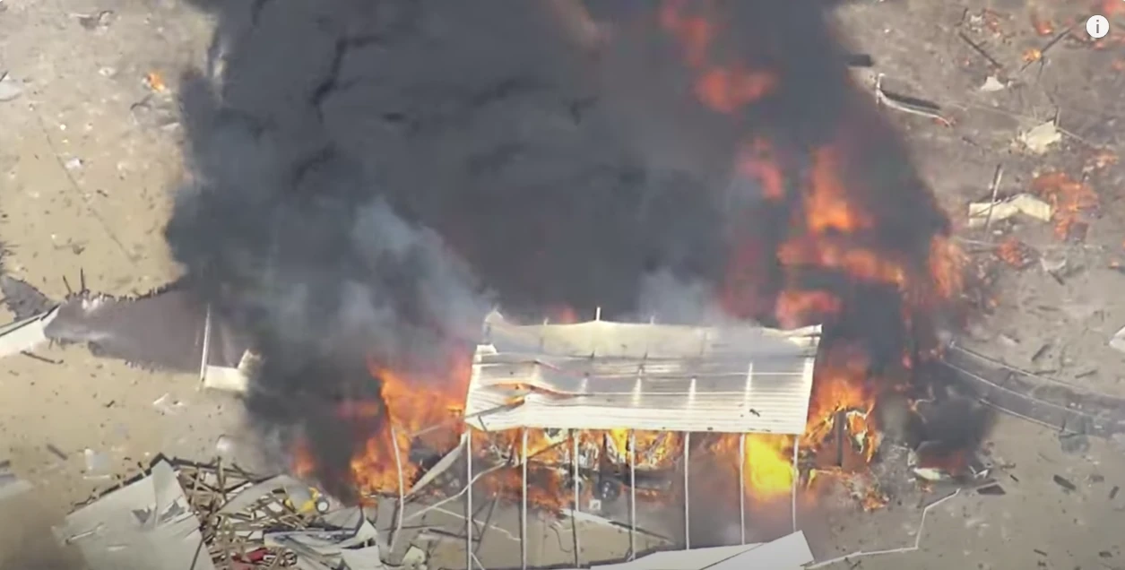 Gigantyczna eksplozja magazynu z fajerwerkami! Zaginęło siedem osób