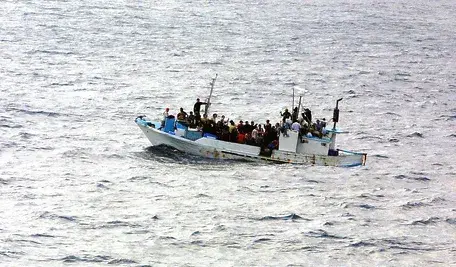 boat-998966_1280 (1).webp