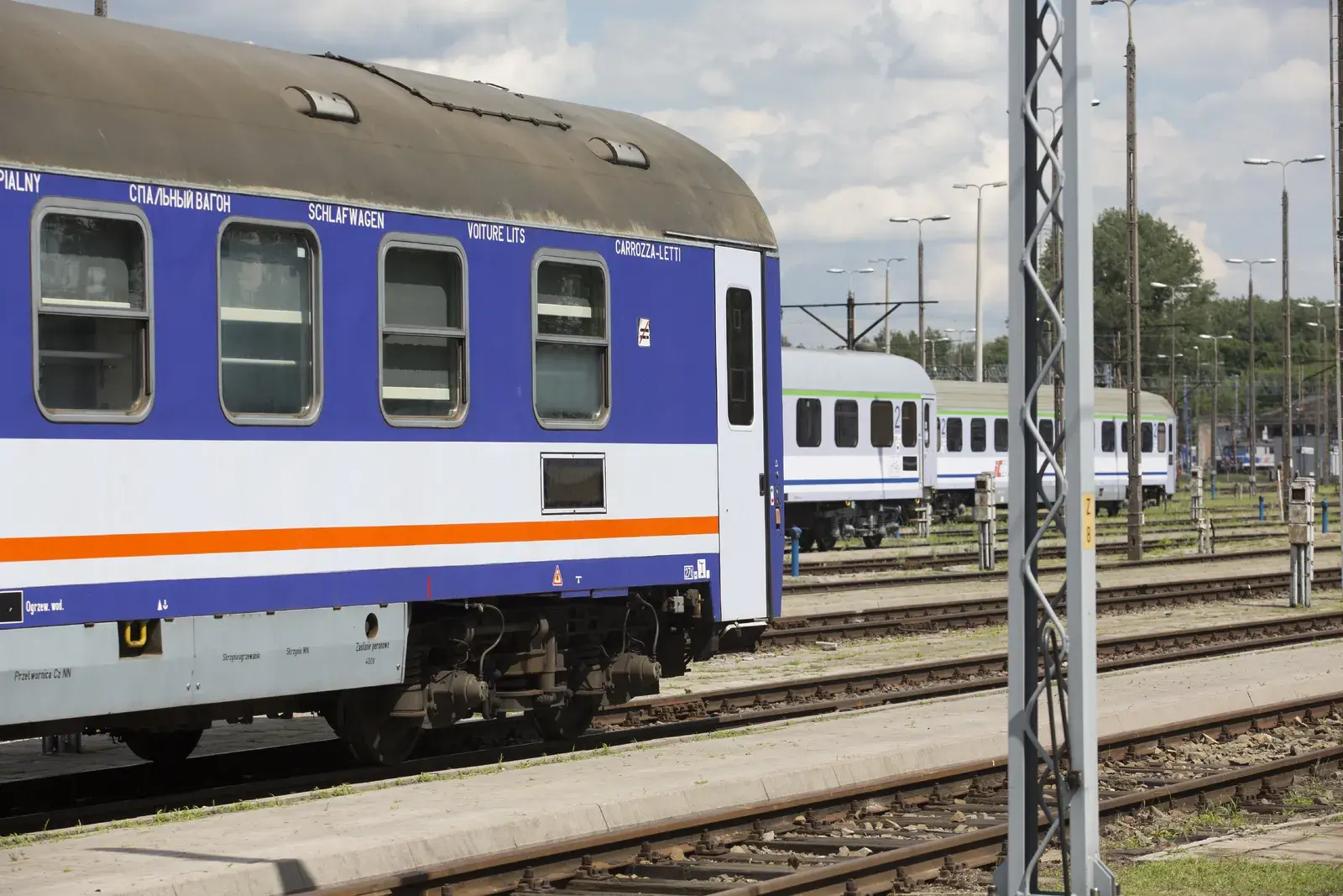 Podejrzany pakunek i dramatyczna ewakuacja pociągu w Medyce