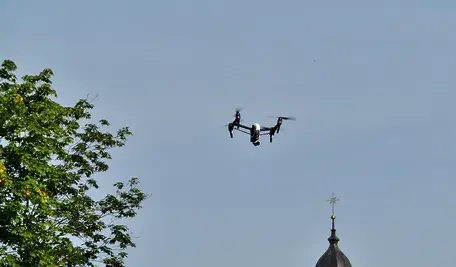 drone-4488206_1280.webp