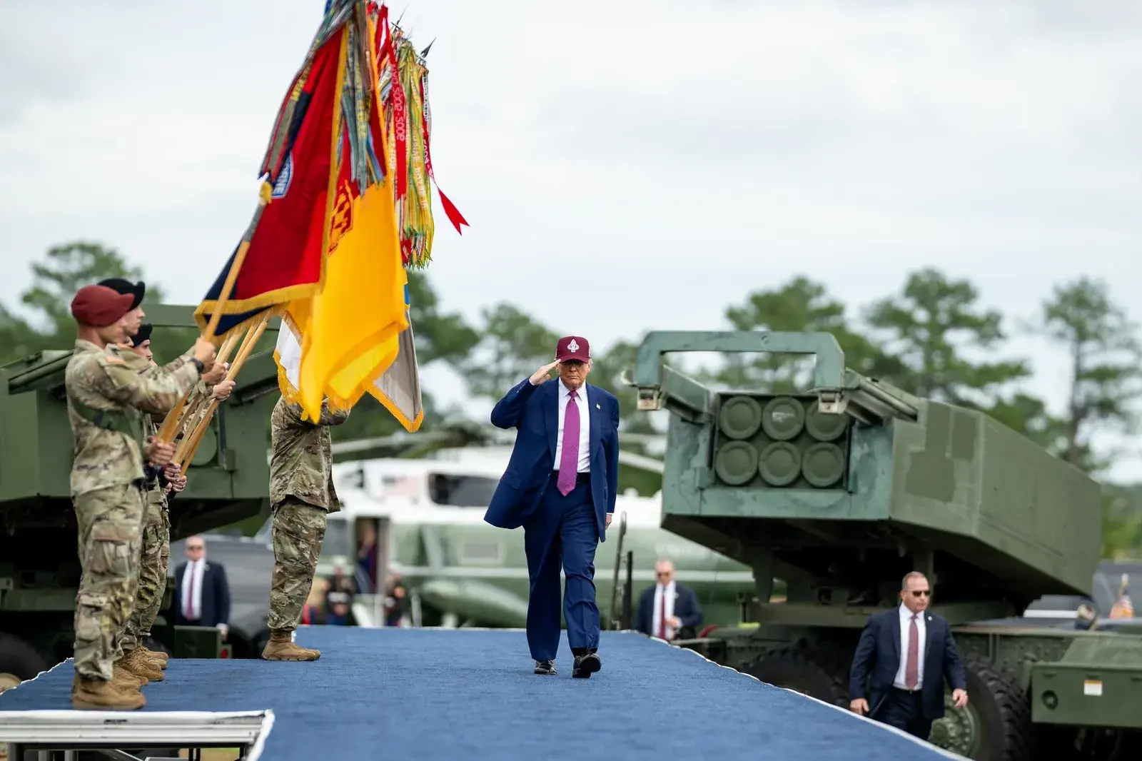 Trump o dronach nad Polską: Zaczynamy! Pierwsza reakcja prezydenta USA na prowokację Rosji