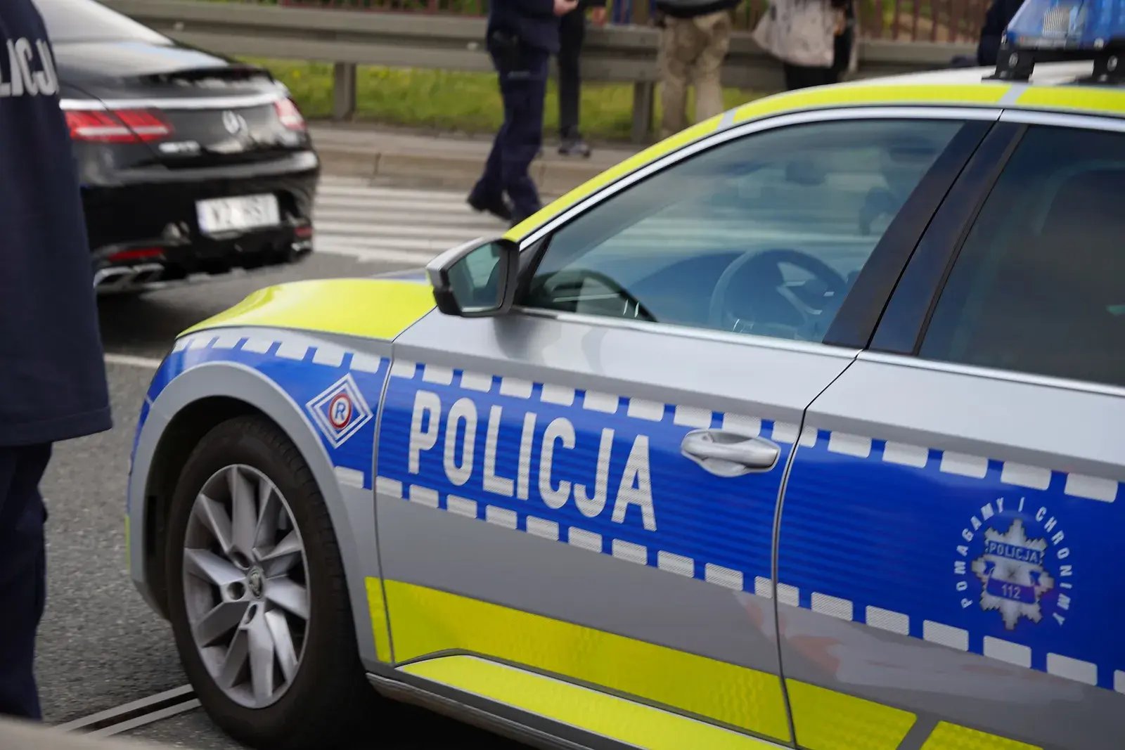 Dramatyczne sceny na ulicach Gdyni. Kierowca uciekał, policja sięgnęła po broń
