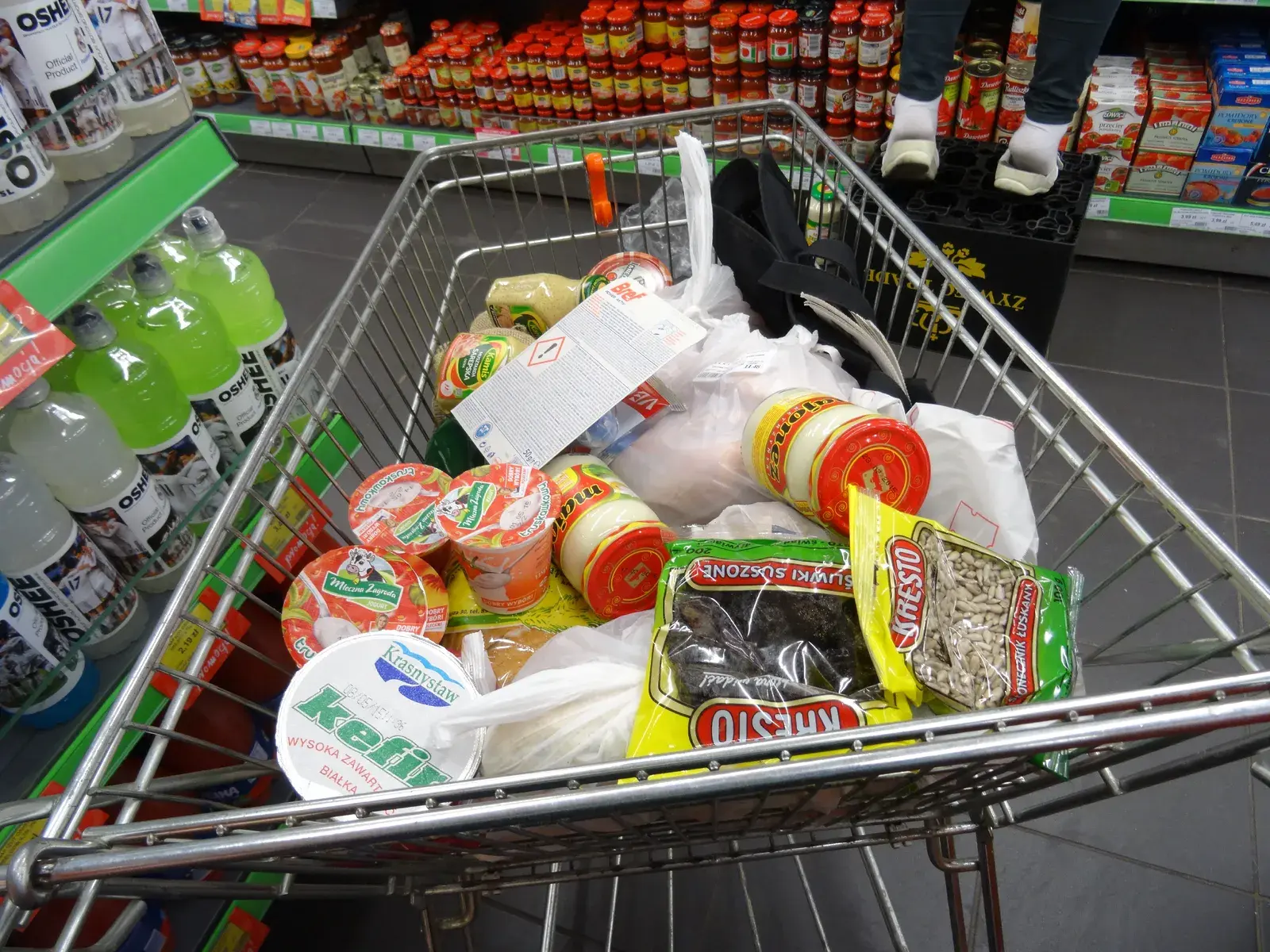 Inflacja wraca przez Tuska. Rachunki w górę, koniec marzeń o tanich kredytach