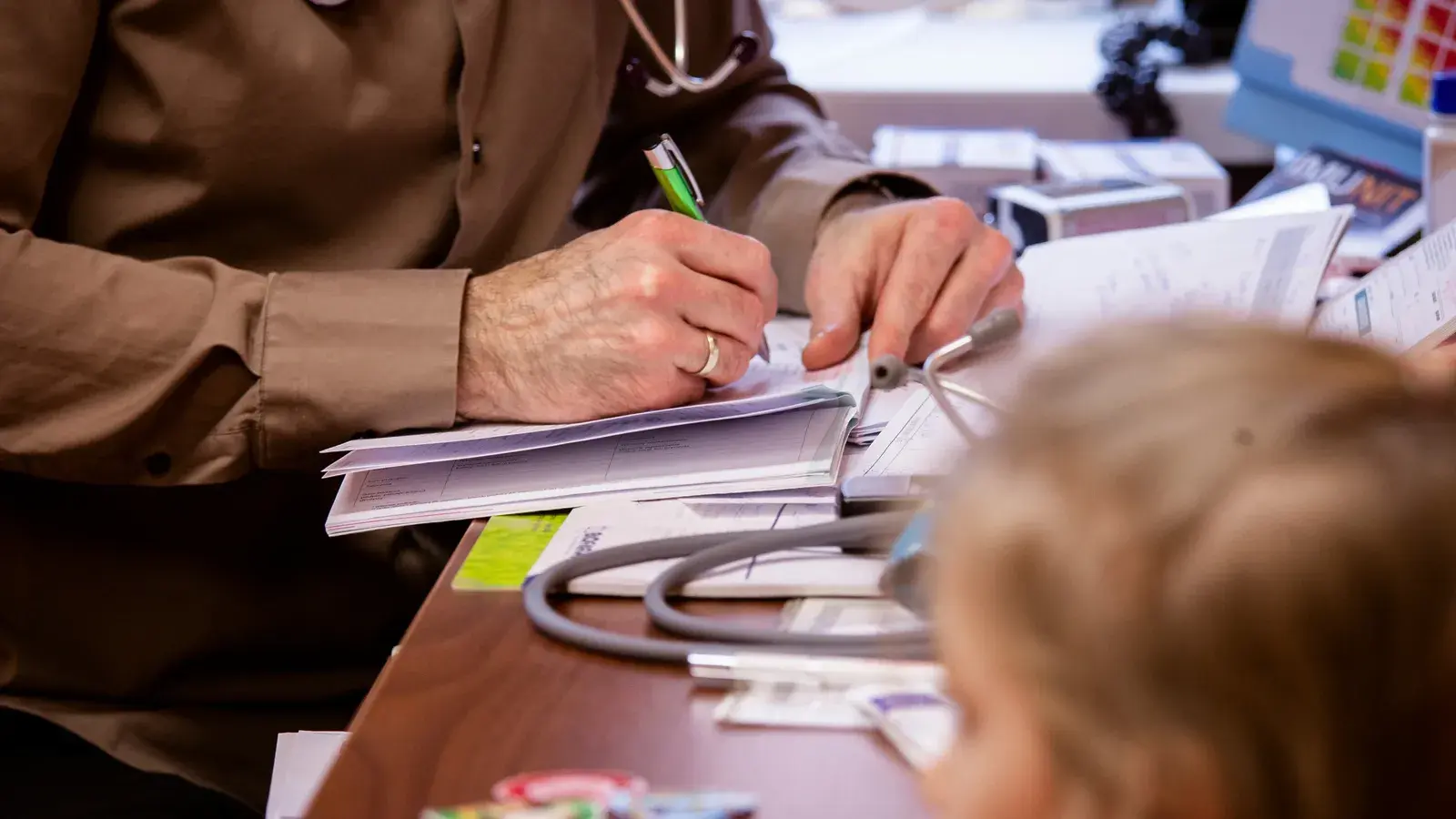 Na co leczyli się Ukraińcy w Polsce? Ministerstwo Zdrowia podało, ile to kosztowało