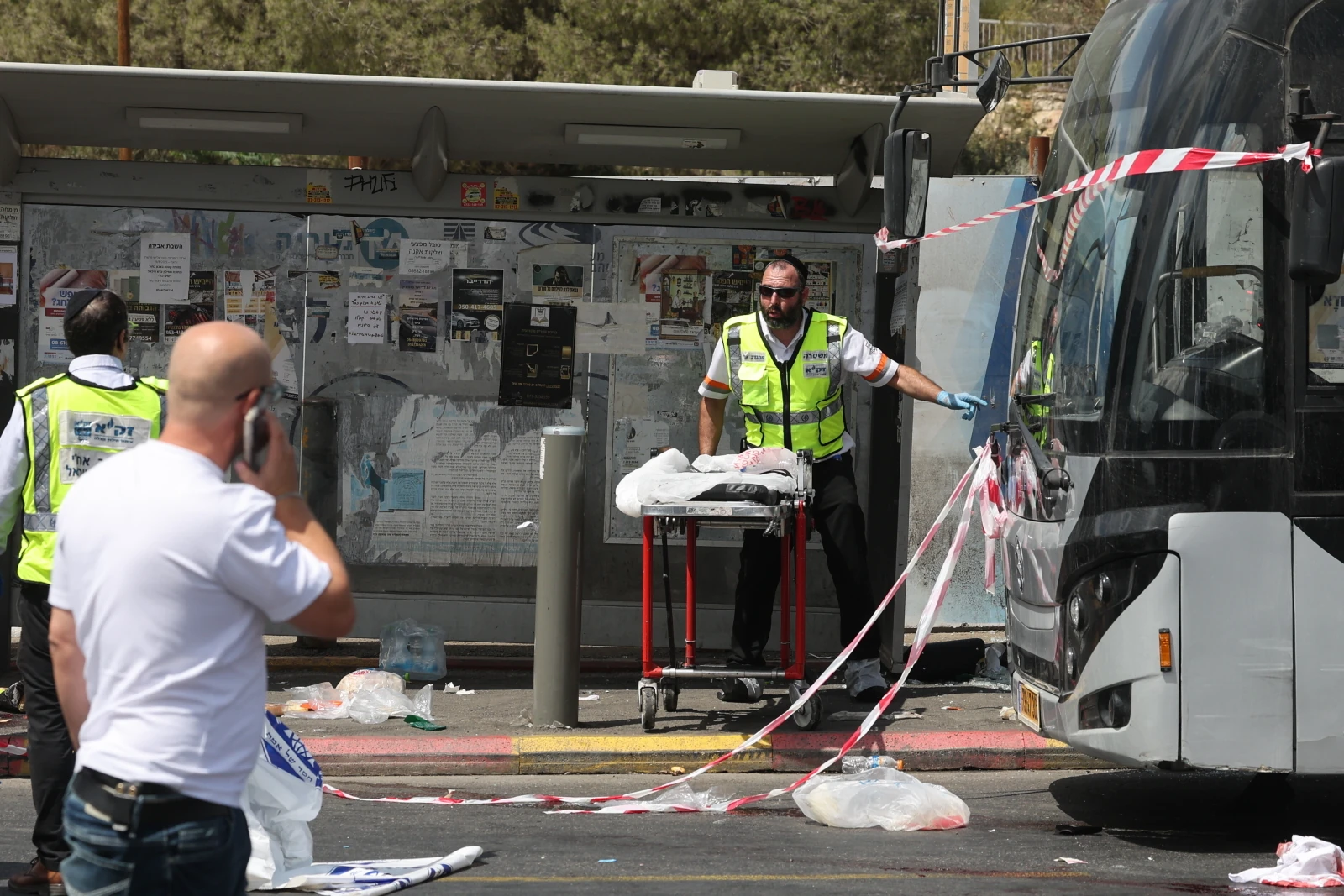 Terroryści otworzyli ogień w autobusie. Zabili co najmniej pięć osób. Pierwszy raz od dwóch lat