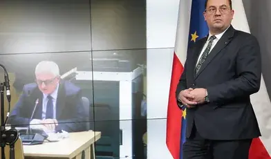 Minister rolnictwa i rozwoju wsi Stefan Krajewski na konferencji prasowej w siedzibie MRiRW w Warszawie, Spotkanie dot. przyszłości polityki rolnej oraz umowy UE-MERCOSUR