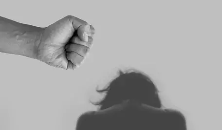 violence-against-women-4209778_1280 (2)