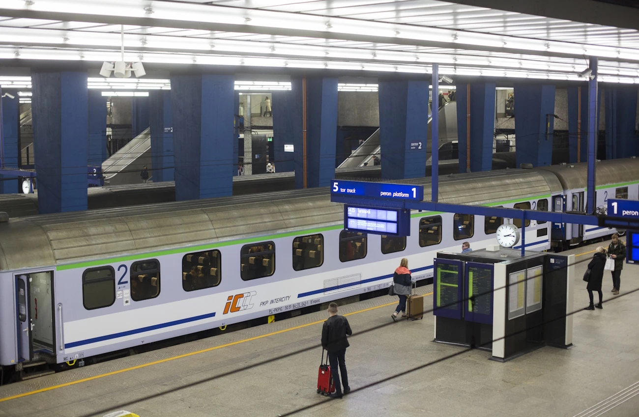 Awaria systemu sprzedaży PKP Intercity, pasażerowie mają problemy z zakupem biletów