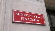 Budynek Ministerstwa Finansów z widocznym na pierwszym planie szyldem.
