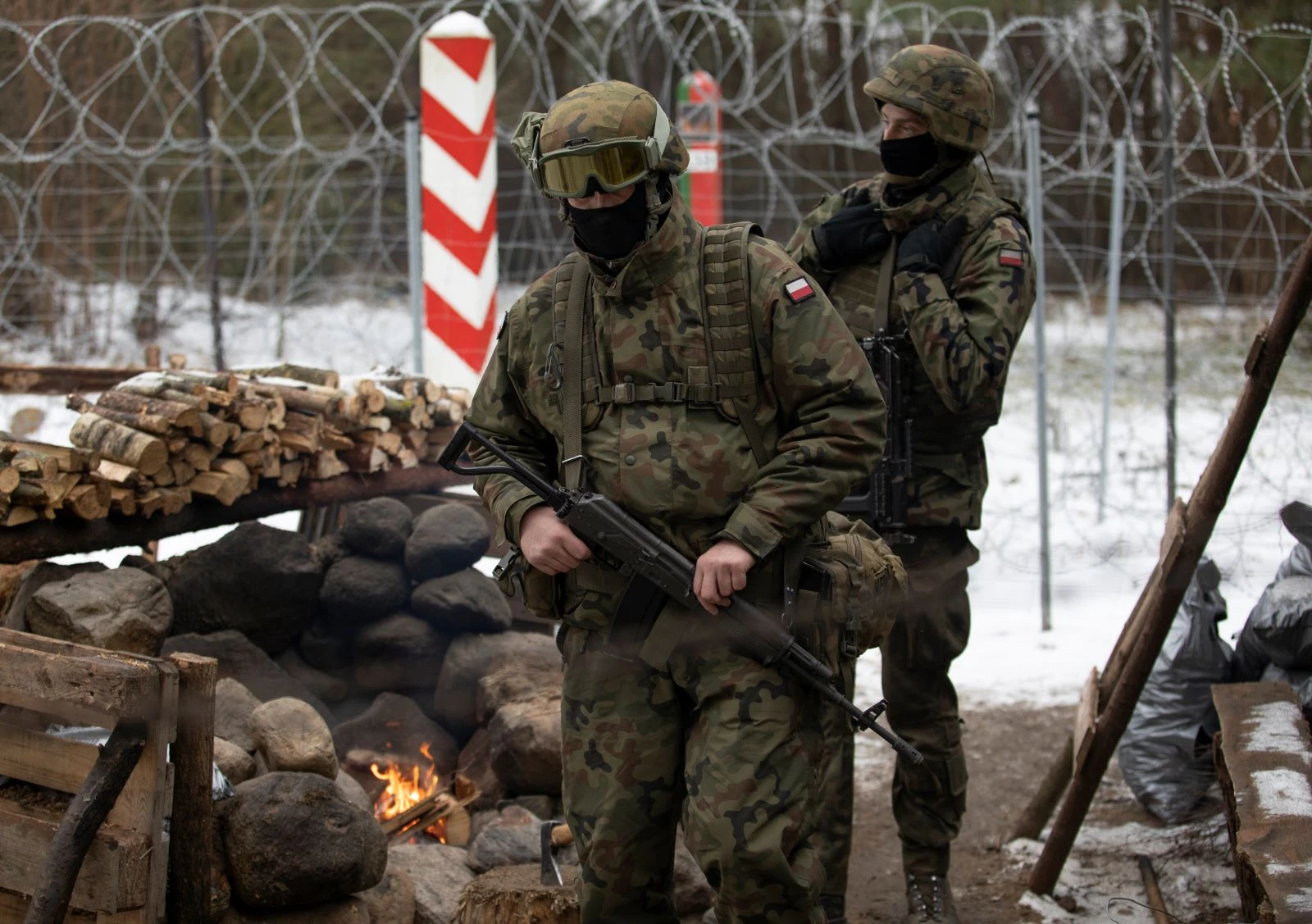 Umorzyli śledztwo w sprawie napaści imigranta na żołnierza. Za to wojskowy wciąż może stanąć przed sądem!