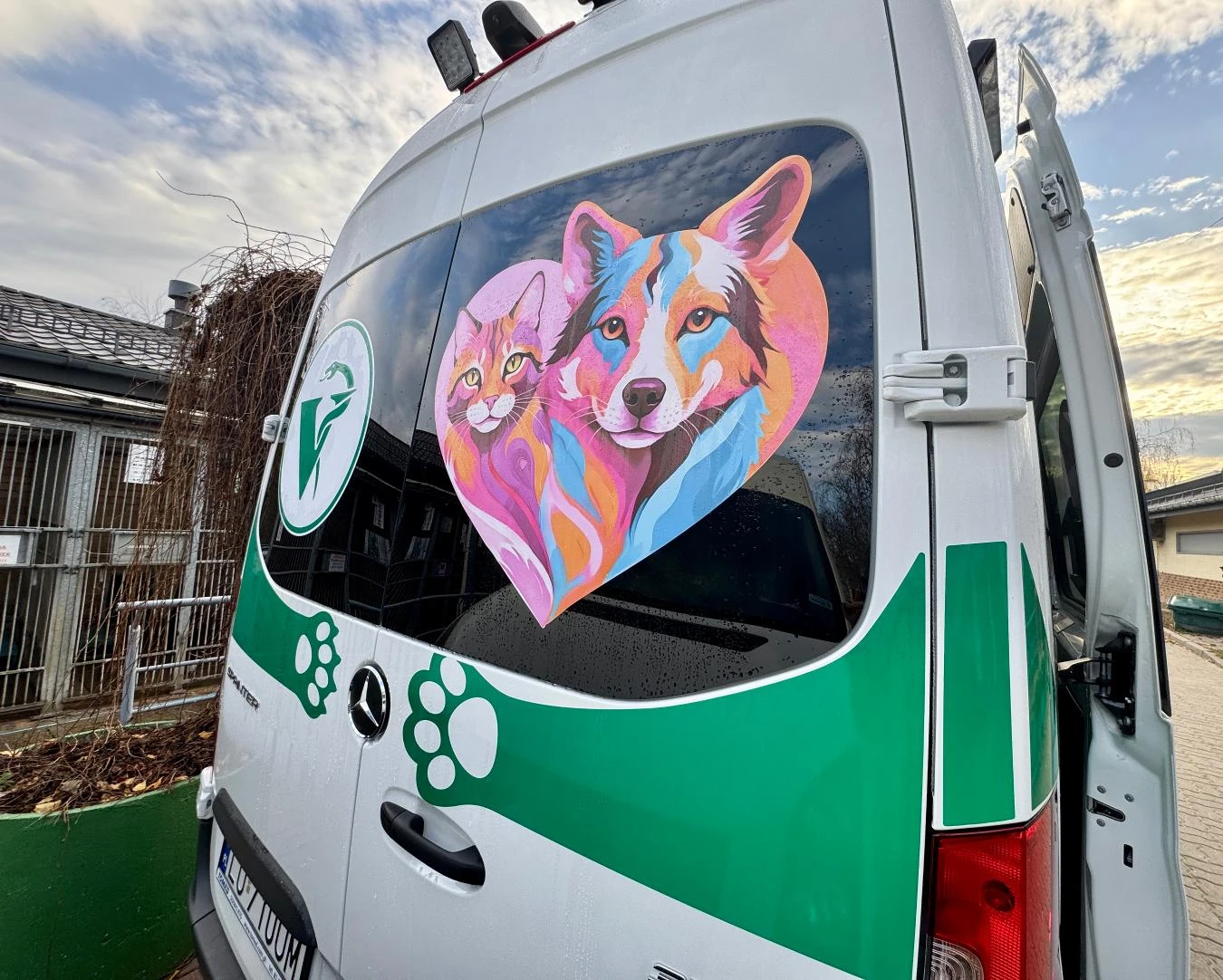 Warsaw has bought a fresh  ambulance. However, no sick   individual  will usage  it.