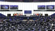 Europosłowie podczas posiedzenia Parlamentu Europejskiego.