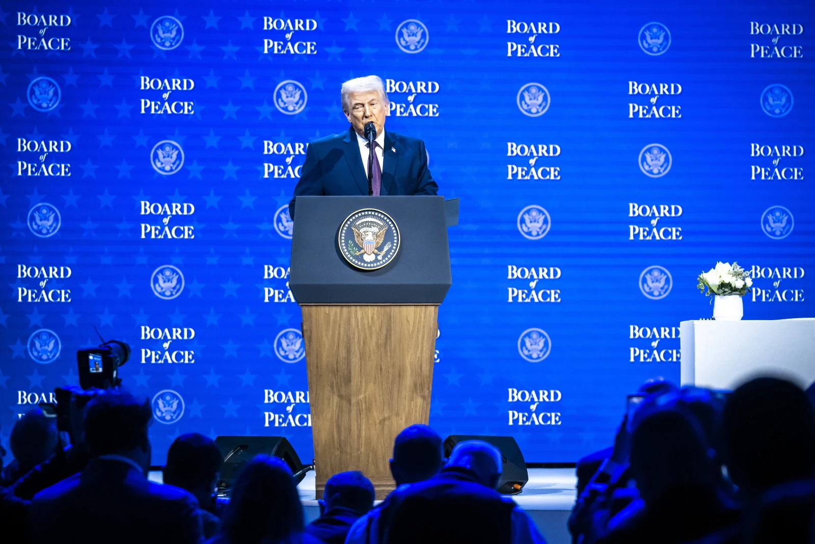 Rada Pokoju zainaugurowana przez Trumpa. Padły niezwykłe słowa o Karolu Nawrockim