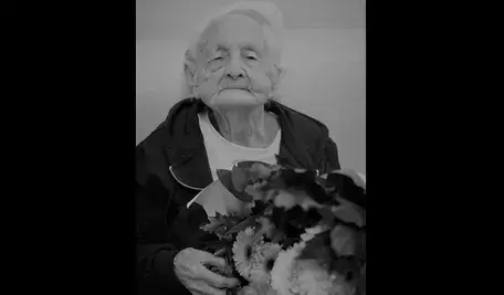 Jadwiga Żak-Stewart urodziła się jeszcze pod zaborem rosyjskim