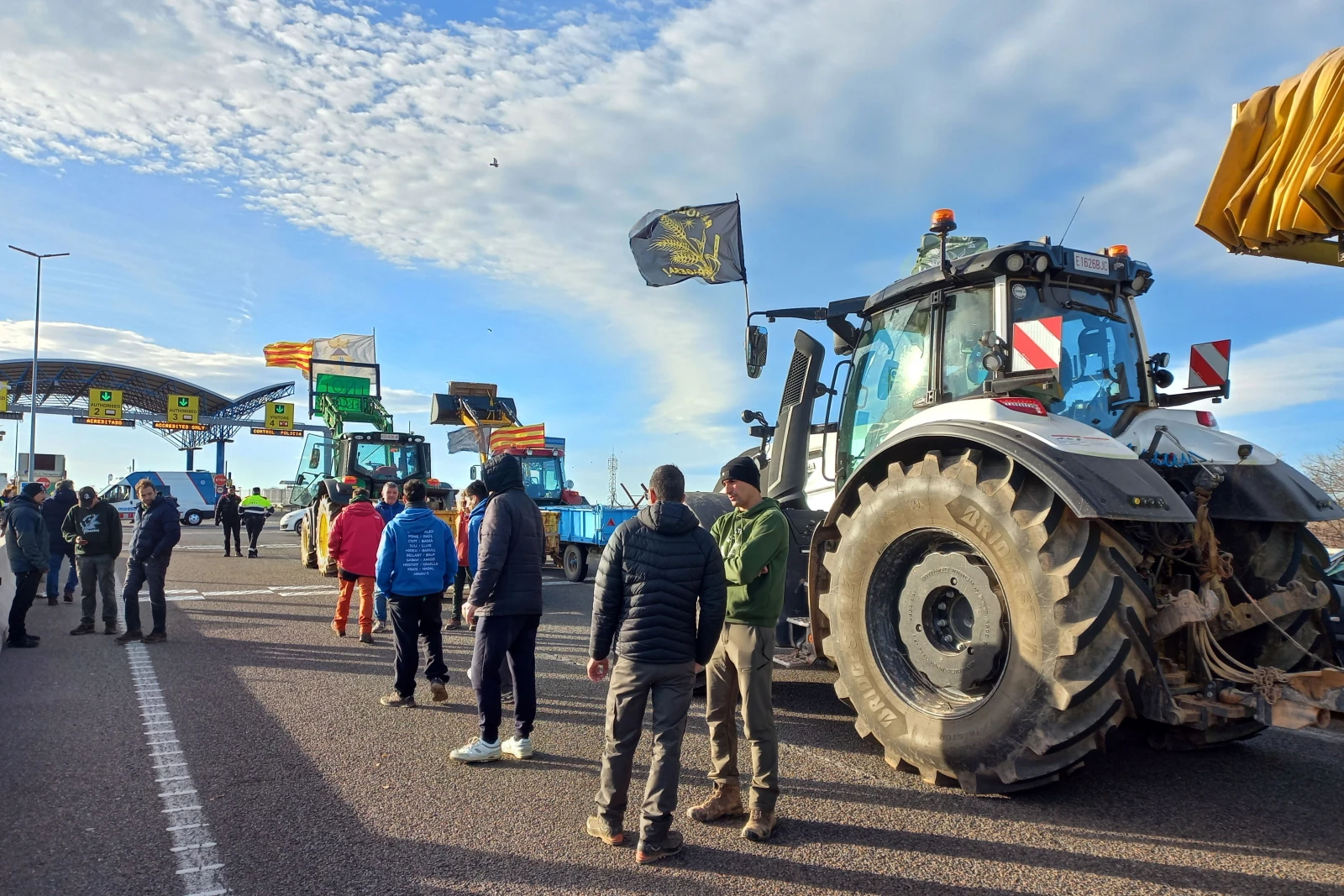 Szykuje się gigantyczny skandal! KE będzie próbowała wprowadzić umowę Mercosur tylnymi drzwiami. Żywność z Ameryki niedługo nas zaleje