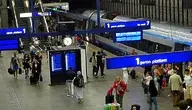 Peron na dworcu w Warszawie