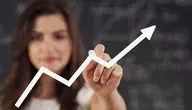woman-drawing-graph