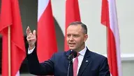 Karol Nawrocki podczas spotkania w Stargardzie skrytykował politykę gospodarczą rządu Donalda Tuska, odniósł się do cen paliw i zarzucił premierowi traktowanie Polaków jak politycznych zakładników.