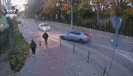 Pirat drogowy staranował ogrodzenie i runął w przepaść. O włos od rzezi na chodniku w Biskupcu
