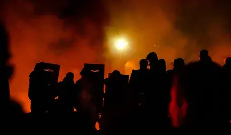 Niemiecka młodzież planuje masowe protesty, co budzi obawy, że dojdzie do przemocy jak we Francji 