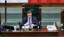 Krzysztof Bosak prowadzi obrady Sejmu
