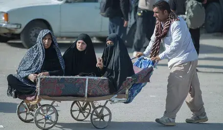 czennice noszące pełne zasłony islamskie nie wejdą na lekcje w Walencji. Nowe przepisy przewidują dotkliwe kary dyscyplinarne z wydaleniem ze szkoły włącznie
