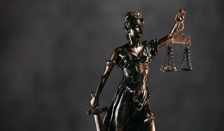 Sąd apelacyjny podtrzymał wyrok dla Przemysława L. - męża byłej działaczki KO z Kłodzka skazanego za pedofilię i zoofilę