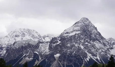jhenning-mountains-7480902_1920