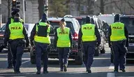 policjanci podczas obławy