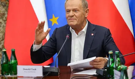 Ludzie Tuska bezkarni? Fikcyjne dyżury w szpitalu i kompromitacja z raportem AI