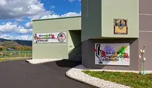 Nowoczesne Centrum Sztuki w Ouzon