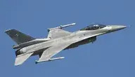 Rzecznik MSZ poinformował, że Sikorski nie mówił ukraińskiemu portalowi o przekazaniu F-16, a MiGów-29