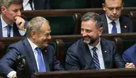 Zamiast chronić dzieci, Tusk szuka winnych! Porażający chaos w polskiej edukacji