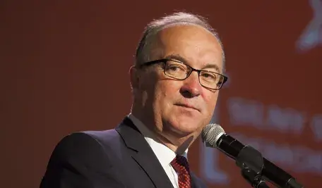 Włodzimierz Czarzasty ma dziwnych partnerów biznesowych