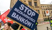 Polacy domagają się większej kontroli nad bankami i uczciwego traktowania. Protest na ulicach Warszawy