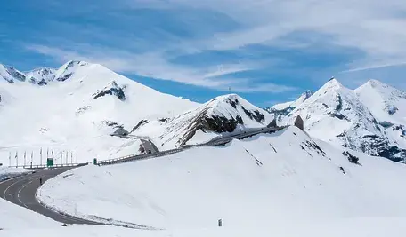 susanne906-carinthia-4032914_1280