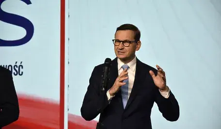 Mateusz Morawiecki jako szef rządu dbał przede wszystkim o zabezpieczenie podstawowych potrzeb obywateli w czasie pandemii i po wybuchu wojny. Dziś podejmowane w tamtym czasie decyzje są chętnie wykorzystywane do ataków na byłego premiera