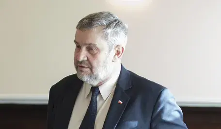 Jan Krzysztof Ardanowski dokładnie wyjaśnił jaką pułapkę na najmniejsze gospodarstwa rolne zastawiają zawetowana przez prezydenta ustawa o tzw. "aktywnym rolniku" przygotowana przez PSL