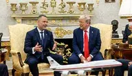 1920px-President_Donald_Trump_hosts_a_bilateral_meeting_with_Polish_President_Karol_Nawrocki_(54765503744)