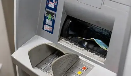 Bankomat z gotówką