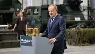 Premier Donald Tusk podczas konferencji w siedzibie firmy PIT-RADWAR w Kobyłce
