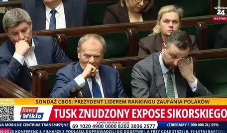 Donald Tusk, minister Grabiec, wicepremier Kosiniak-Kamysz przysypiają na przemówieniu Sikorskiego