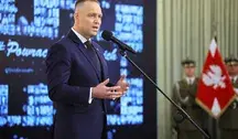 Prezydent Karol Nawrocki podczas wystąpienia publicznego.