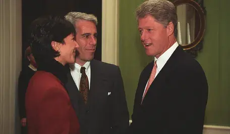 Prezydent Bill Clinton w towarzystwie Epsteina i Maxwell. Zgodził się zeznać przed kongresem o tej znajomości 