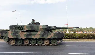 Polskie władze ewakuowały cały kontyngent wojskowy z Iraku ze względu na pogarszające się bezpieczeństwo w regionie Bliskiego Wschodu, a część żołnierzy została tymczasowo relokowana do Jordanii.