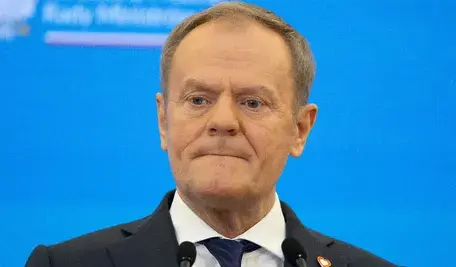 Wbrew publicznym deklaracjom premiera Donald Tusk, ostatnia porodówka w Bieszczadach została zamknięta, co potwierdzają oficjalne dokumenty i komunikaty szpitala w Lesku.