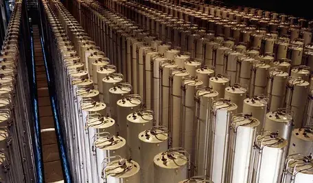 WSJ donosi, że Trump rozważa wysłanie do Iranu żołnierzy, by wywieźli z tego kraju zapasy wzbogaconego uranu 