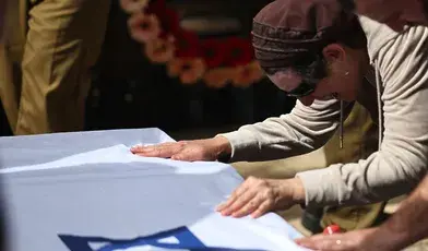 pogrzeb żyodwskiego żołnierza. 