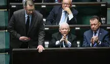Politycy PiS w ławach sejmowych
